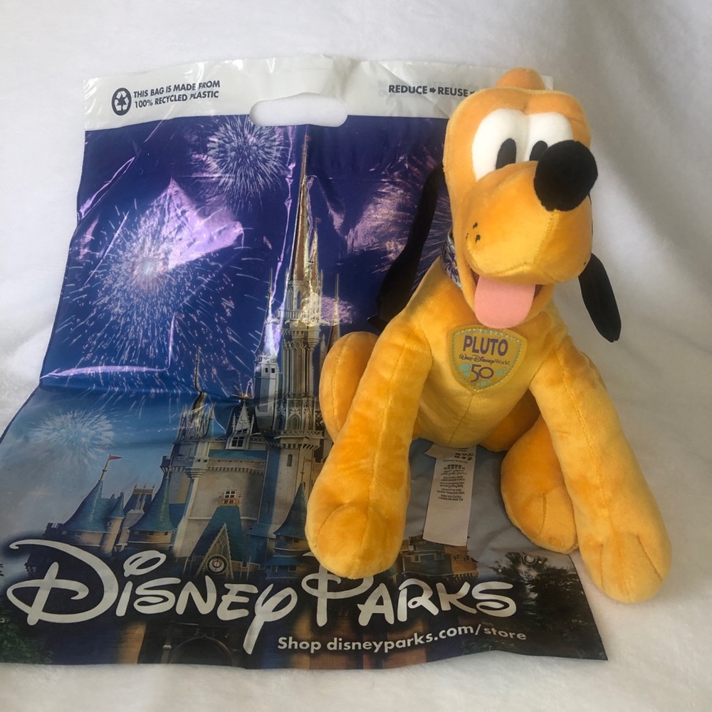 NWT Walt Disney World Pluto Plush
